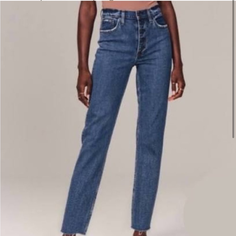 Abercrombie & Fitch The Mom High Rise Ankle Jeans Size 27 Raw Hem Button Fly S60